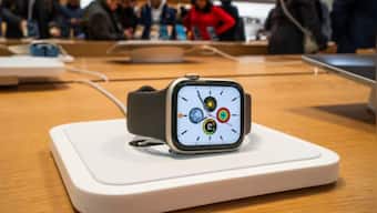Apple wins appeal to continue sales of smartwatches