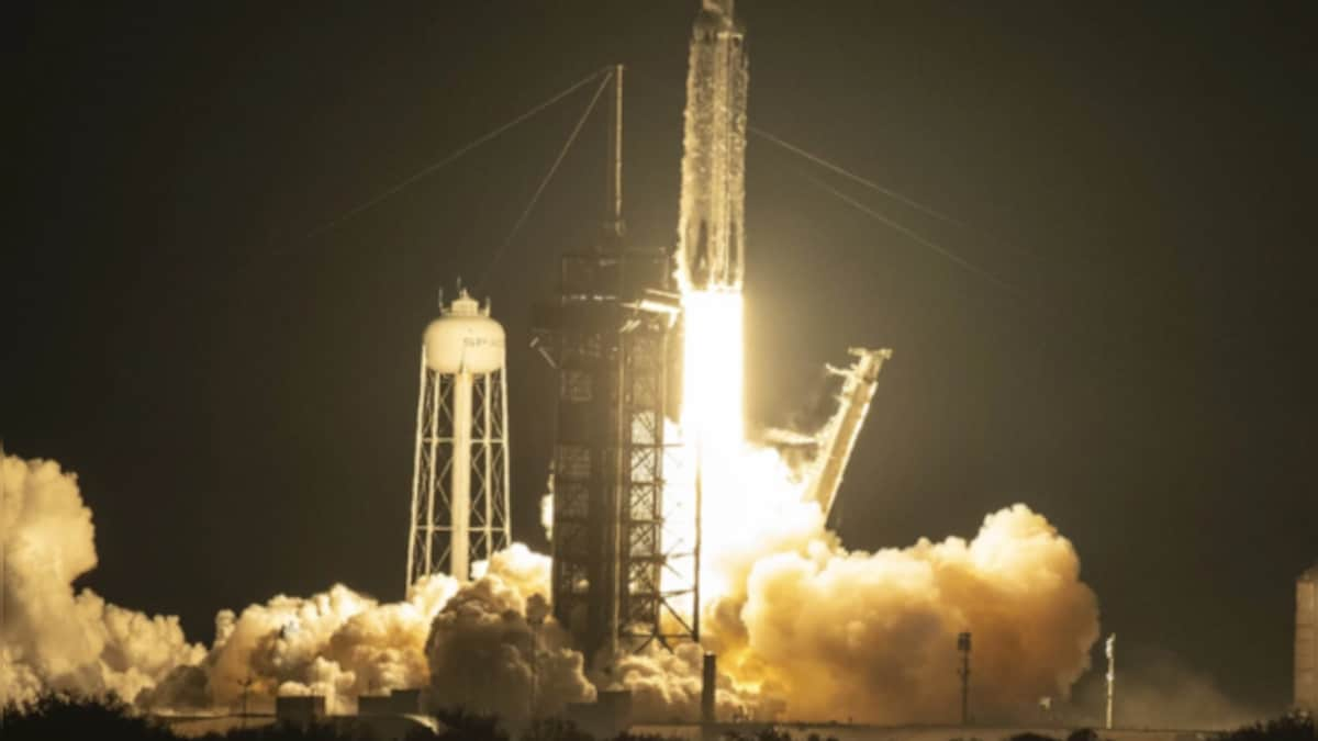 US military spacecraft takes off on yet another covert mission that should last for years