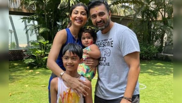 WATCH: Shilpa Shetty embarks on a vacation with family, pledges to keep her children away from technology