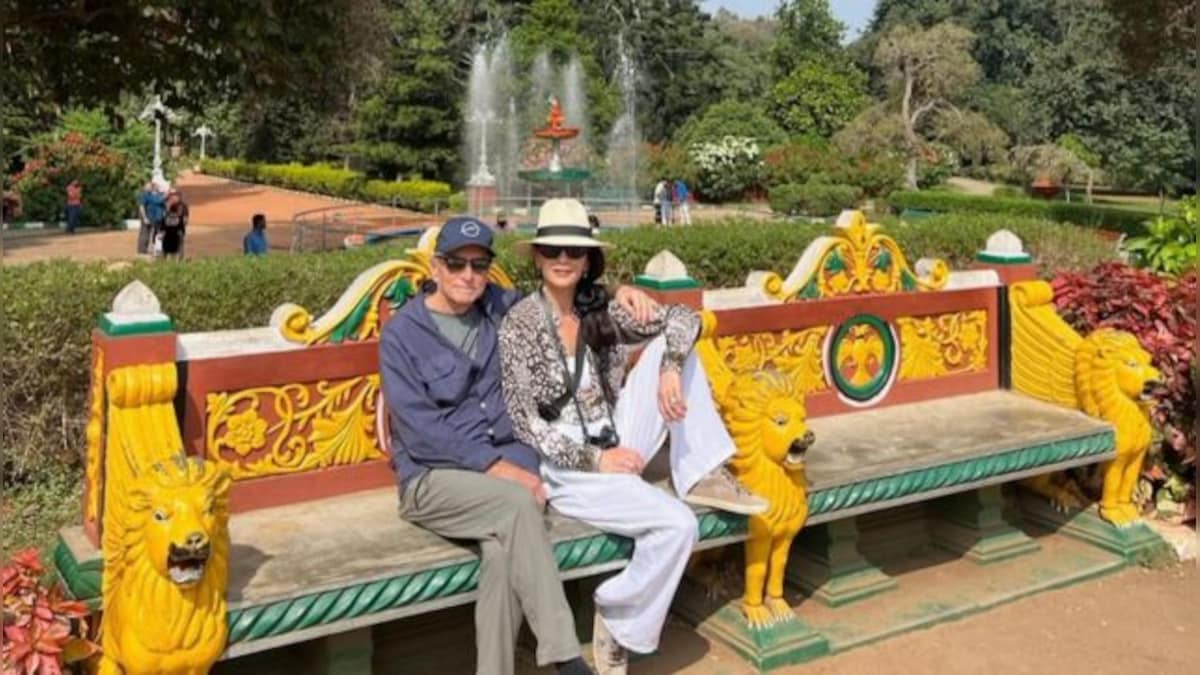 Michael Douglas and Catherine Zeta-Jones give a glimpse of their India vacation, share pictures with fans