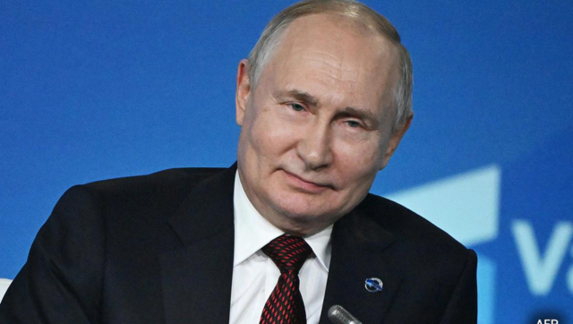 Vladimir Putin praises Russian army, urges unity amidst Ukraine war Vladimir Putin praises Russian army, urges unity amidst Ukraine war