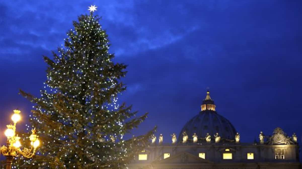 In Graphics What's the history behind the Christmas tree? Firstpost