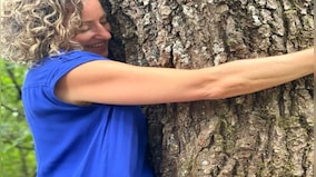 Woman falls in love with an oak tree, calls herself an ecosexual: What does this mean?
