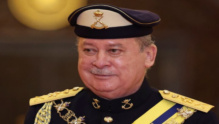 Why does Malaysia have a rotating monarchy? Who is its new king?