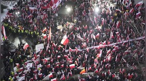 Thousands protest in Poland against media reform, ex-ministers' imprisonment