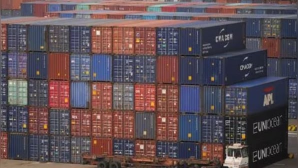 Red Sea crisis pressures China's exporters as delays, costs mount