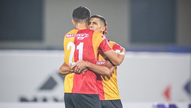 Kalinga Super Cup: Cleiton Silva inspires East Bengal to semis with derby win over Mohun Bagan Kalinga Super Cup: Cleiton Silva inspires East Bengal to semis with derby win over Mohun Bagan