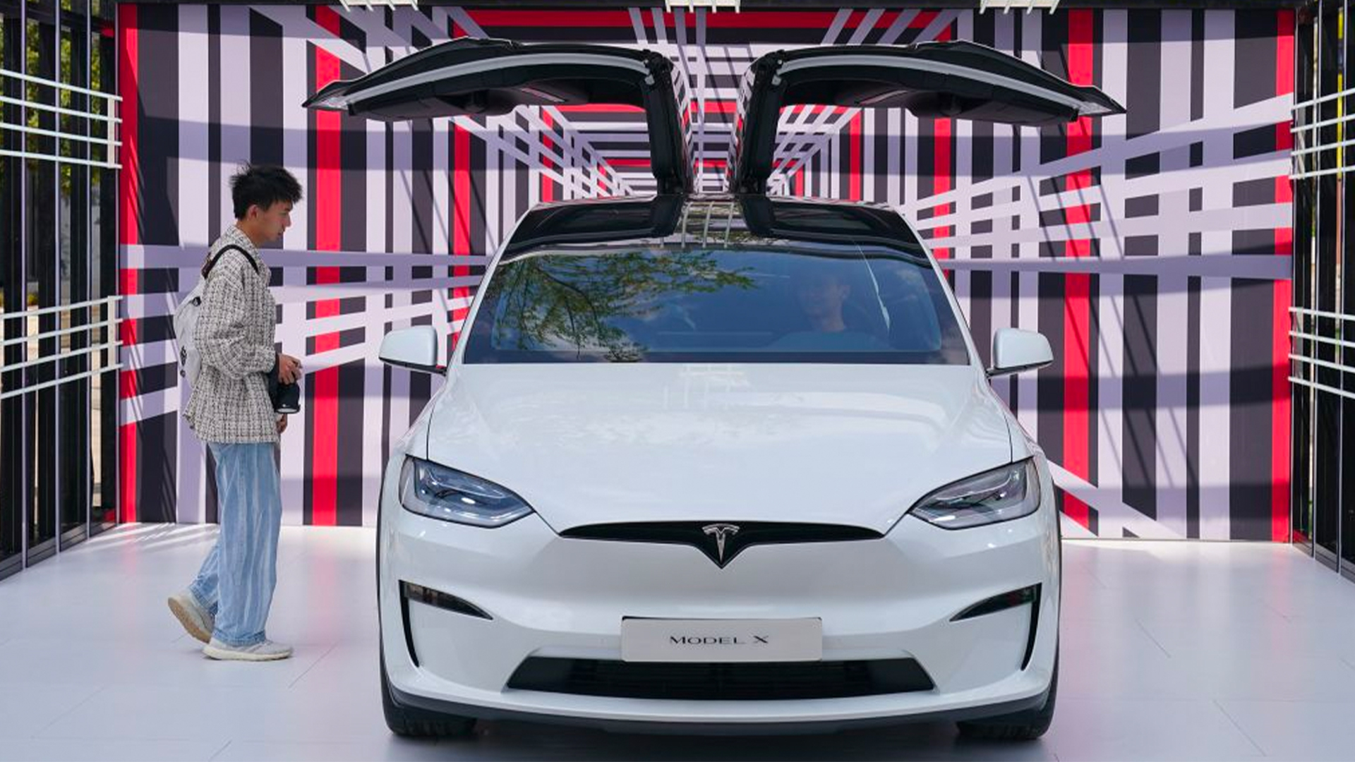EVs to hit snag, sales, growth may be significantly lower in 2024, believes Tesla EVs to hit snag, sales, growth may be significantly lower in 2024, believes Tesla