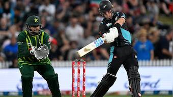 Finn Allen destroys Pakistan bowling to equal world record with 16 sixes