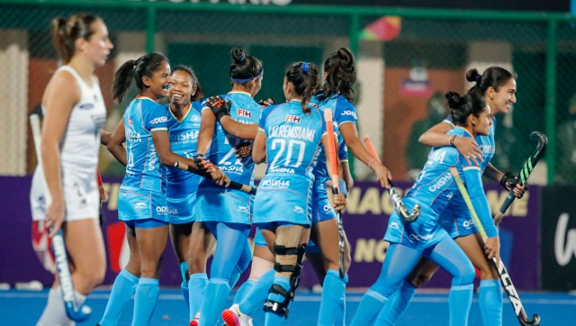 'Just do yourself a favour and show up': India women's hockey team coach Schopman's message that did wonders 'Just do yourself a favour and show up': India women's hockey team coach Schopman's message that did wonders
