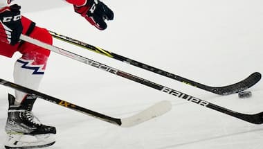 Why Israel's ice hockey teams have been barred from world championship events?