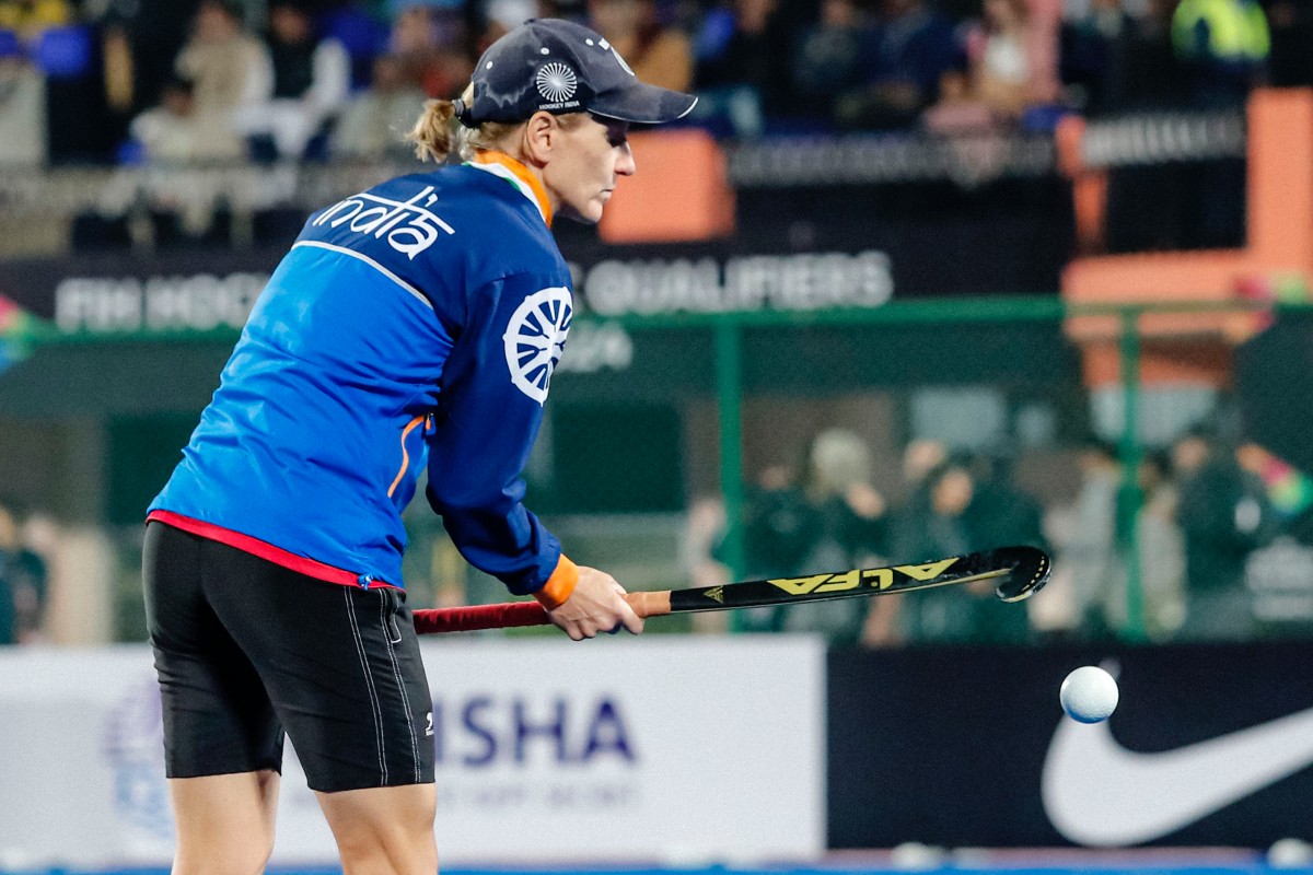 India women's hockey coach Janneke Schopman hits out at differential treatment towards her, team India women's hockey coach Janneke Schopman hits out at differential treatment towards her, team