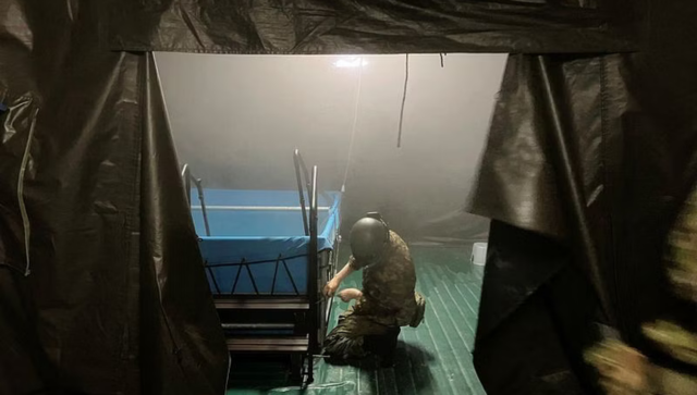 Japan: Earthquake survivors endure unsanitary conditions with no running water Japan: Earthquake survivors endure unsanitary conditions with no running water