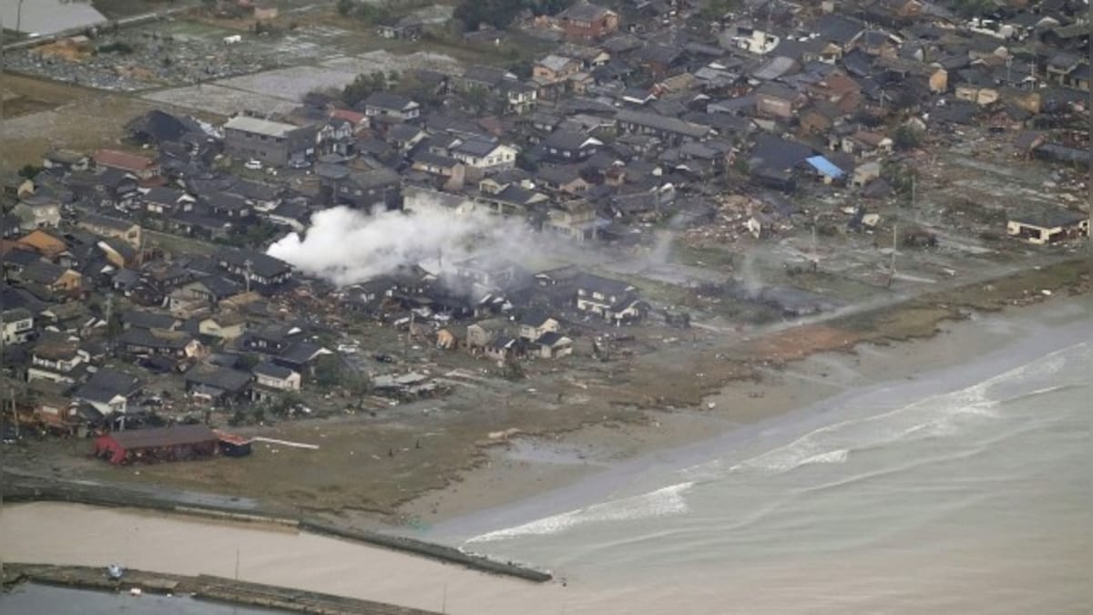 Japan in 'battle against time' to rescue New Year's Day quake survivors