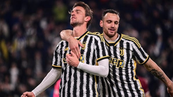 Juventus ease into Italian Cup quarter-finals after scoring six goals vs Salernitana
