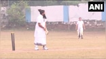 Unique cricket tournament in Bhopal features players in dhoti and kurta, commentary in Sanskrit; see video