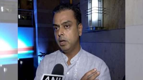 Congress leader Milind Deora quits party, likely to join Shinde-led Sena