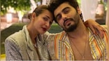 WATCH- Malaika Arora, Arjun Kapoor spotted together at Amrita Arora’s house amid breakup rumours