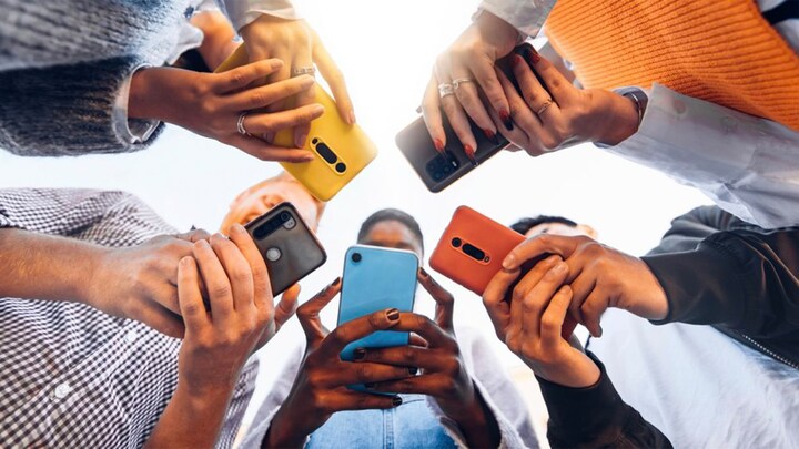 Opinion: 5G smartphones stole the show in 2023. Here’s what 2024 holds