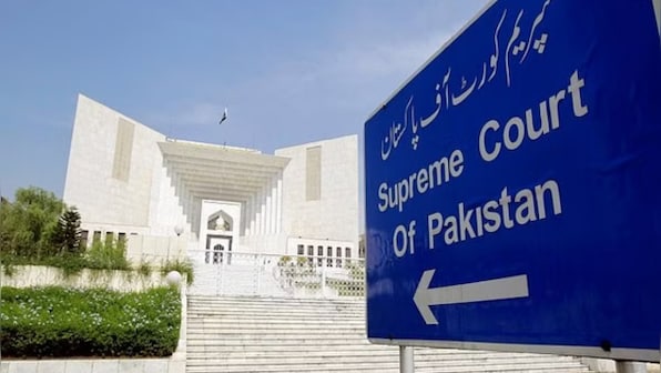 Why is the Pakistan judiciary in crisis mode?