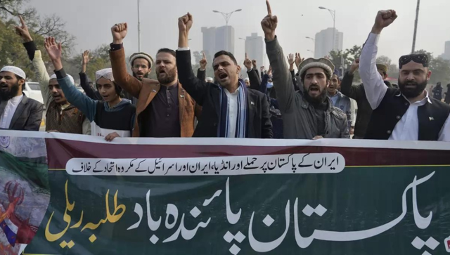 Pakistan Ran Ran Pakistan: Armed forces-run universities temporarily closed due to fear ...