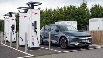 Rude Awakening: EV sales stagnate in the UK, carmakers ask government for subsidies, cuts in VAT