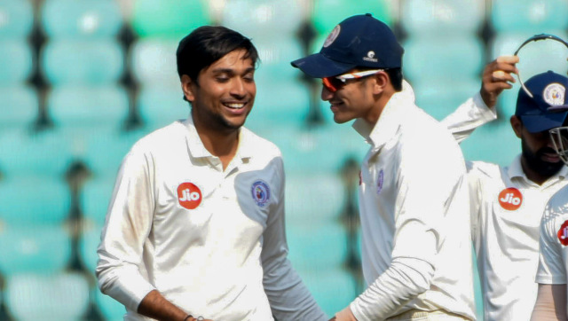 Ranji Trophy: Siddharth Desai's seven-for sparks dramatic collapse, helps Gujarat pip Karnataka in thriller Ranji Trophy: Siddharth Desai's seven-for sparks dramatic collapse, helps Gujarat pip Karnataka in thriller