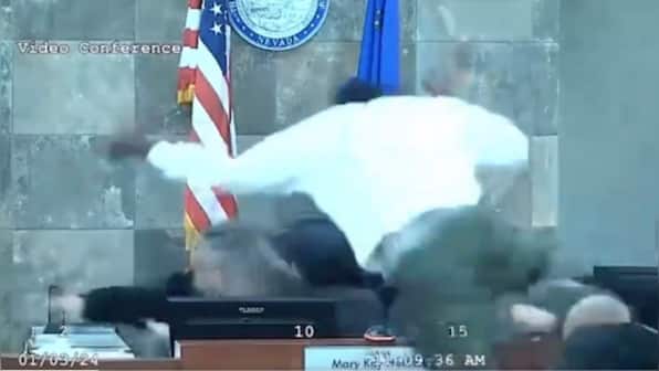 WATCH: Defendant leaps over Nevada judge's table to attack her moments before sentencing