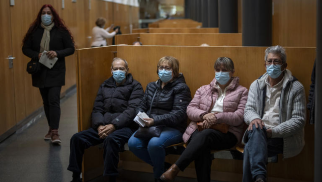 Masks return in Spain following surge in respiratory diseases Masks return in Spain following surge in respiratory diseases