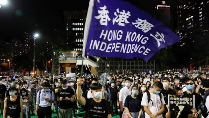 Man jailed for sedition over 'liberate Hong Kong' t-shirt at airport