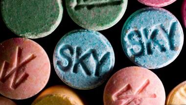 Australian doctor makes history by writing first-ever MDMA subscription to treat PTSD patient