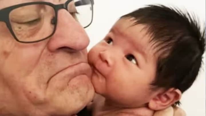 Robert De Niro on becoming a father for the 7th time: 'I'm an 80-year-old dad and it's great and I want to...'
