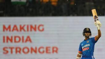 'It’s an honour to play with him': Yashasvi Jaiswal talks about batting with Virat Kohli