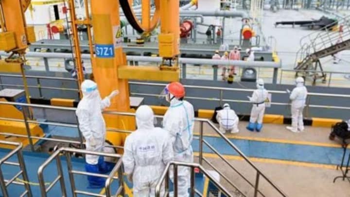 China defies sanctions to make Russia its biggest oil supplier in 2023