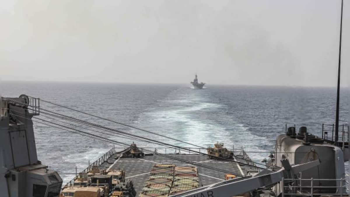 US Navy intercepts missiles in Red Sea while escorting Maersk ships ...