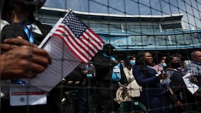 Is the US trying to lure immigrants to join military by offering citizenship?