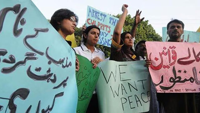 Ahmadis: Pakistan's persecuted 'others' struggle for recognition and rights Ahmadis: Pakistan's persecuted 'others' struggle for recognition and rights