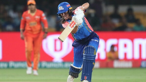 WPL 2024: Amelia Kerr, Harmanpreet Kaur guide Mumbai Indians to five-wicket win over Gujarat Giants