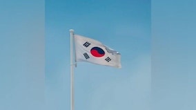 South Korea establishes diplomatic ties with Cuba, North Korea's Cold War-era allies