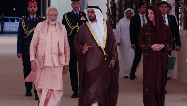 PM Modi concludes UAE visit, emplanes for Qatar PM Modi concludes UAE visit, emplanes for Qatar