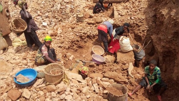 Eastern Congo: Rebels attack a gold mine, kill at least 12 people