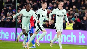 Premier League: Chelsea late show deepens Crystal Palace crisis