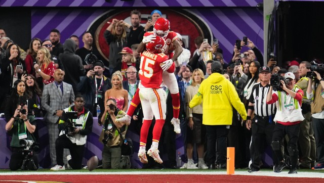 Super Bowl: Mahomes rallies the Kansas City Chiefs to second straight title, beat San Francisco 49ers in overtime Super Bowl: Mahomes rallies the Kansas City Chiefs to second straight title, beat San Francisco 49ers in overtime