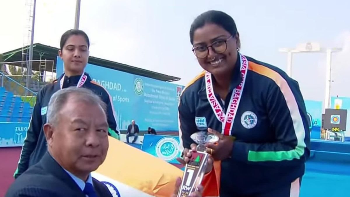 Asia Cup Archery: 'Mother' Deepika returns to winning ways, bags two gold for India Asia Cup Archery: 'Mother' Deepika returns to winning ways, bags two gold for India