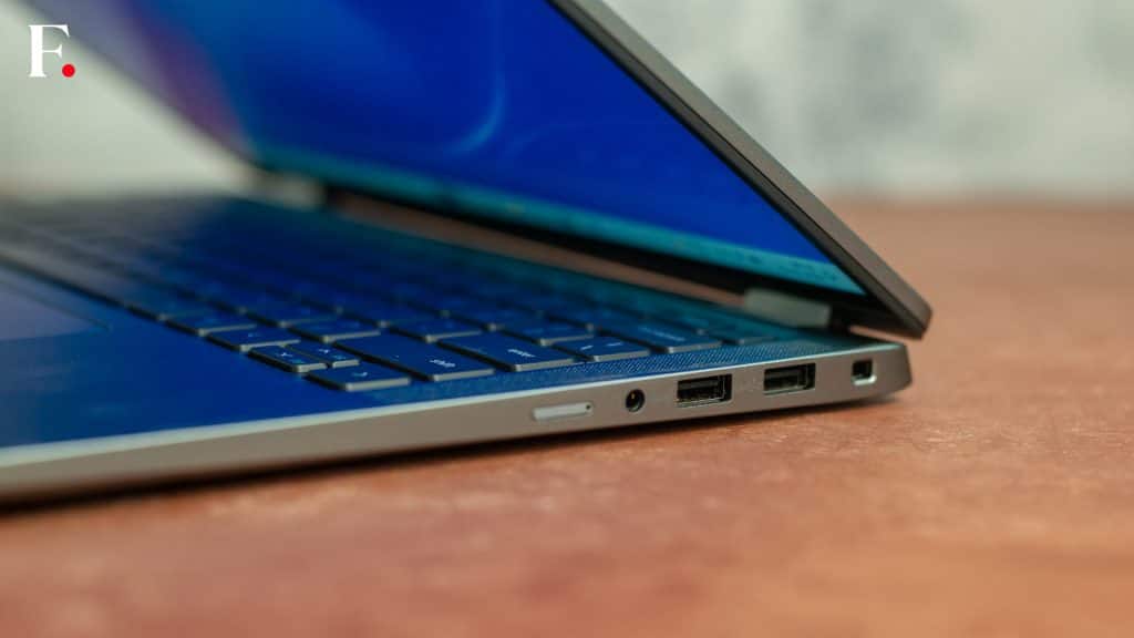 Dell Latitude 7440 2-in-1 Laptop Review: For those who mean