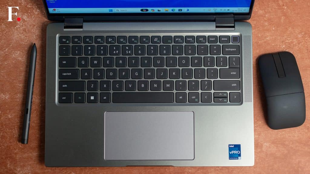 Dell Latitude 7440 14 2-in-1 Review 7