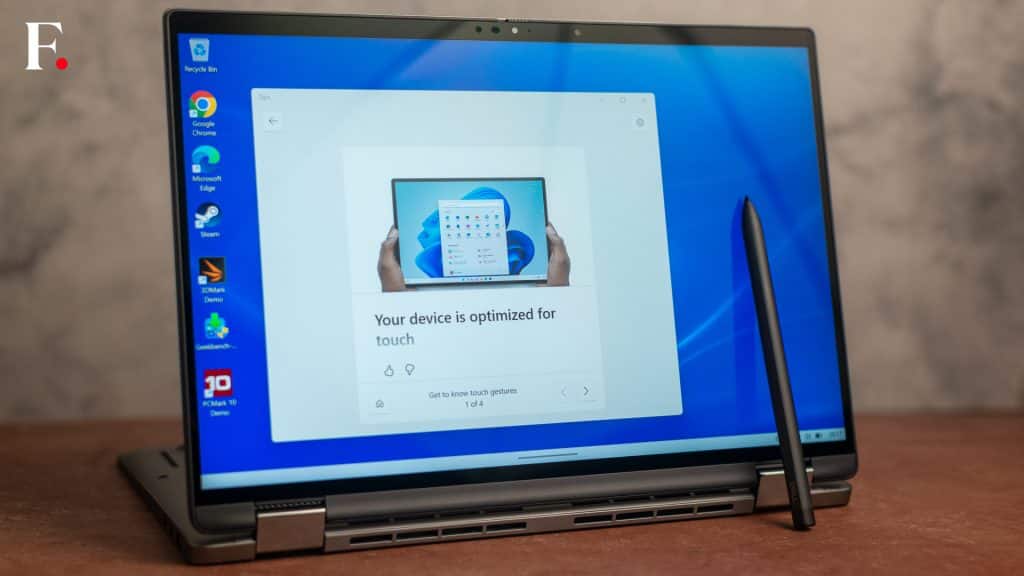 Dell Latitude 7440 14 2-in-1 Review 9