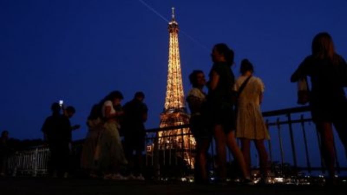 France Eiffel Tower closed for fourth day as employees extend strike