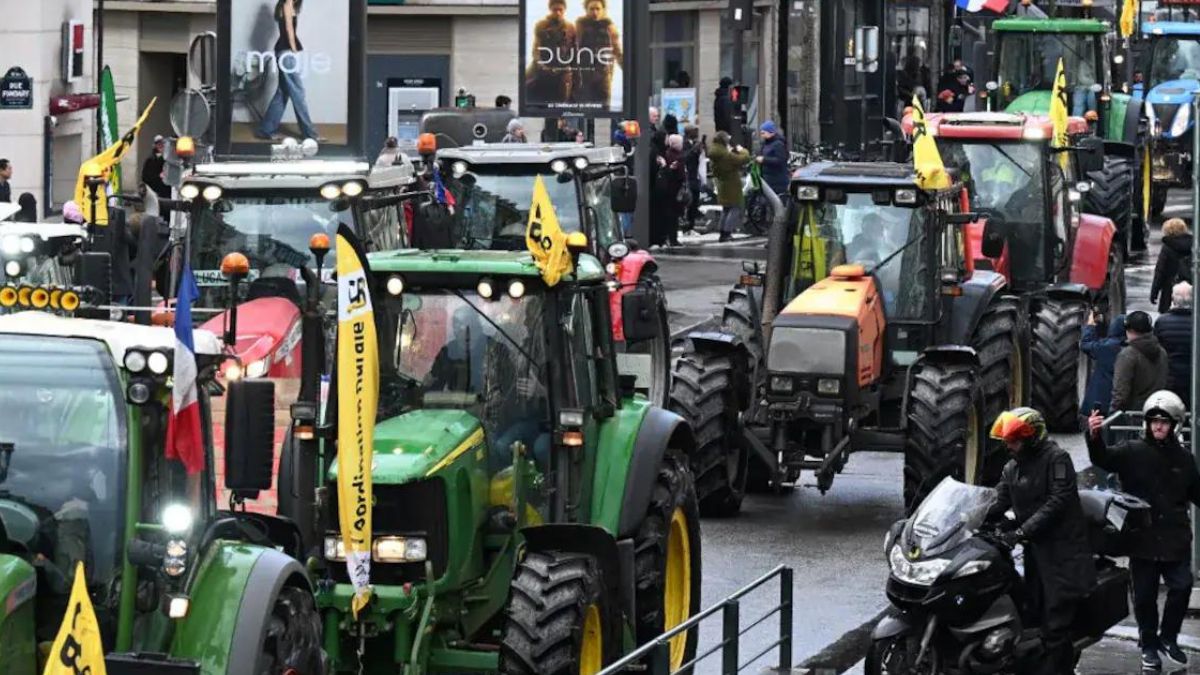 France: Farmers' protest reaches Paris as pressure mounts on Emmanuel Macron France: Farmers' protest reaches Paris as pressure mounts on Emmanuel Macron
