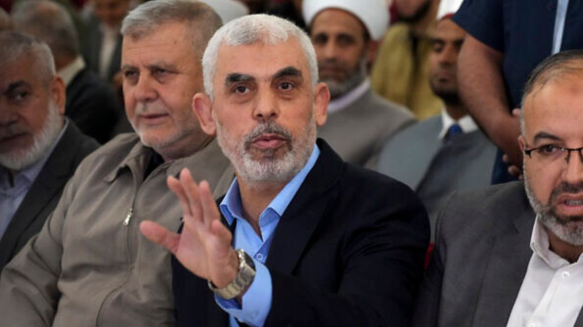 Israel closing in on Hamas leader hiding in Gaza, but wary of killing him Israel closing in on Hamas leader hiding in Gaza, but wary of killing him